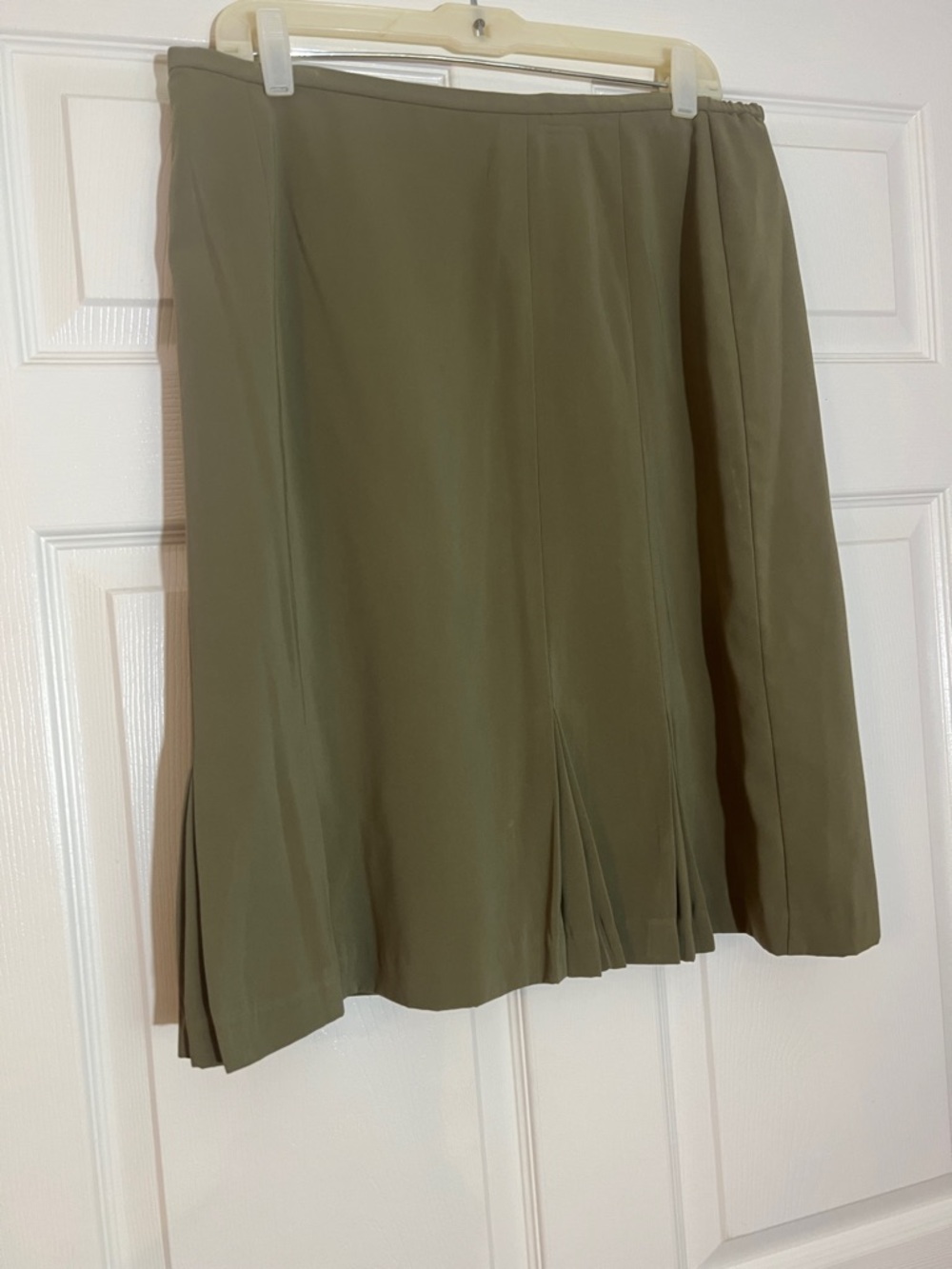 Norton McNaughton Olive A-Line Skirt with Subtle Pleats